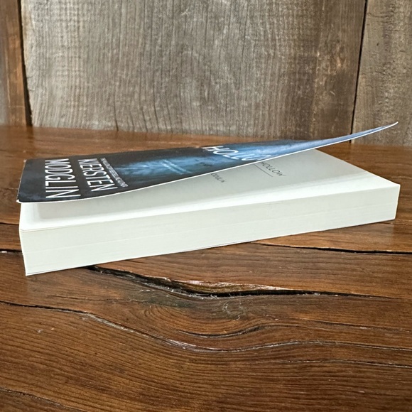 The Hollow by Kiersten Modglin Paperback Book Adult Fiction Mystery Thriller - Picture 9 of 17